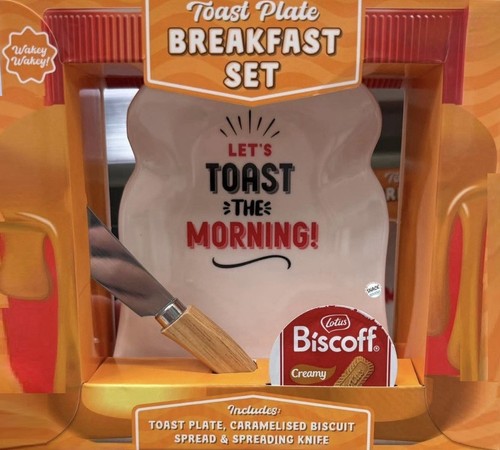 Toast plate breakfast - breakfast, a